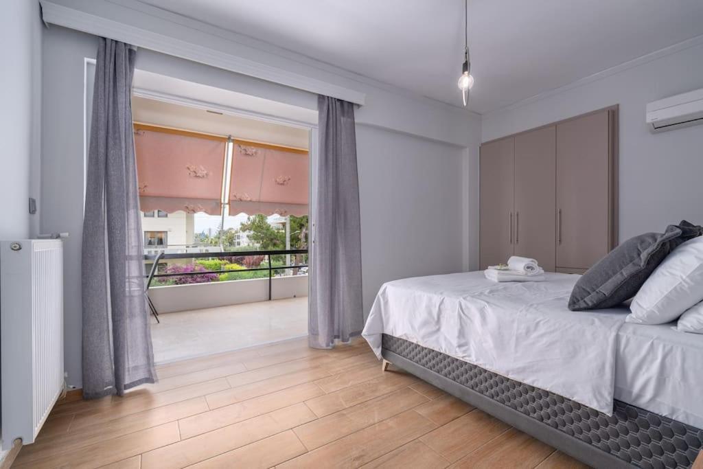 Peaceful 2 Bedroom In Glyfada Center Aten Exteriör bild